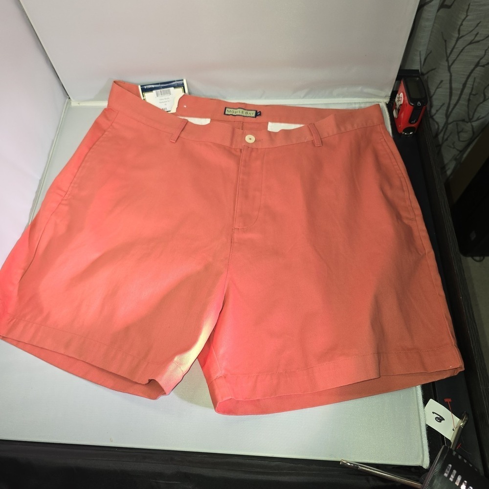 Mobile Bay by Charles Oliver Chino Shorts Red Coral Size 40 Men Resort, Tropical - Picture 10 of 10
